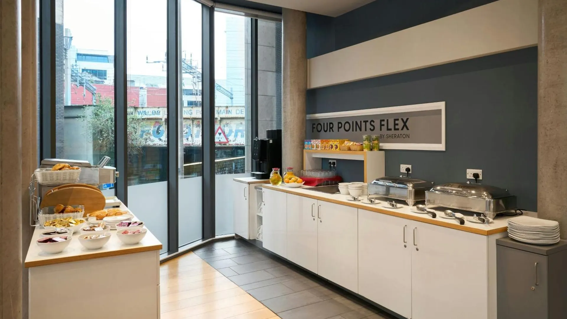 Four Points Flex By Sheraton Cardiff Hotel