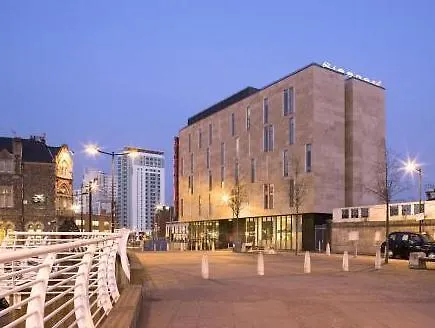 Four Points Flex By Sheraton Cardiff 3*,