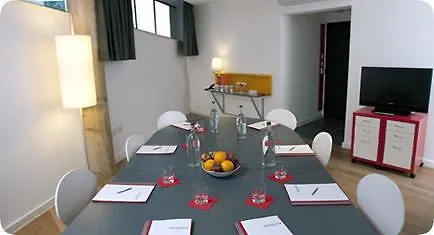 Four Points Flex By Sheraton Cardiff 3*,